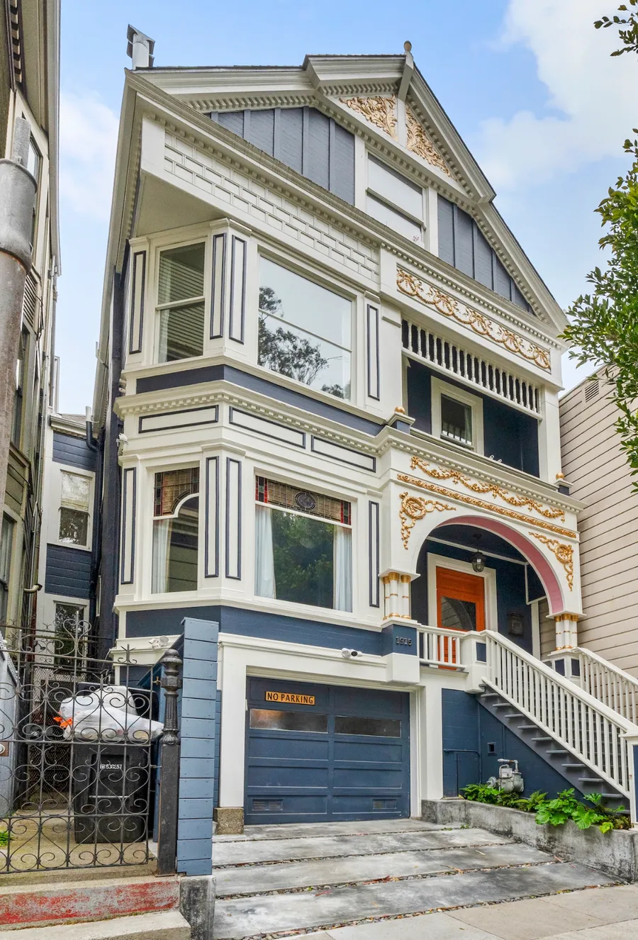 A light-filled San Francisco kitchen
